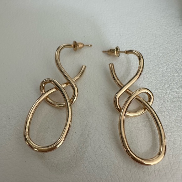 Geometric Fashion Earrings - Picture 9 of 11